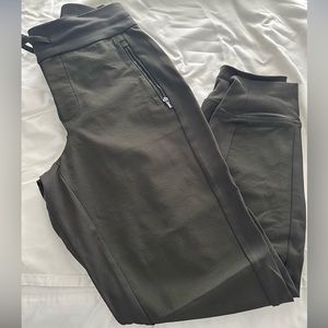 Athleta Headlands Hybrid Trek Jogger